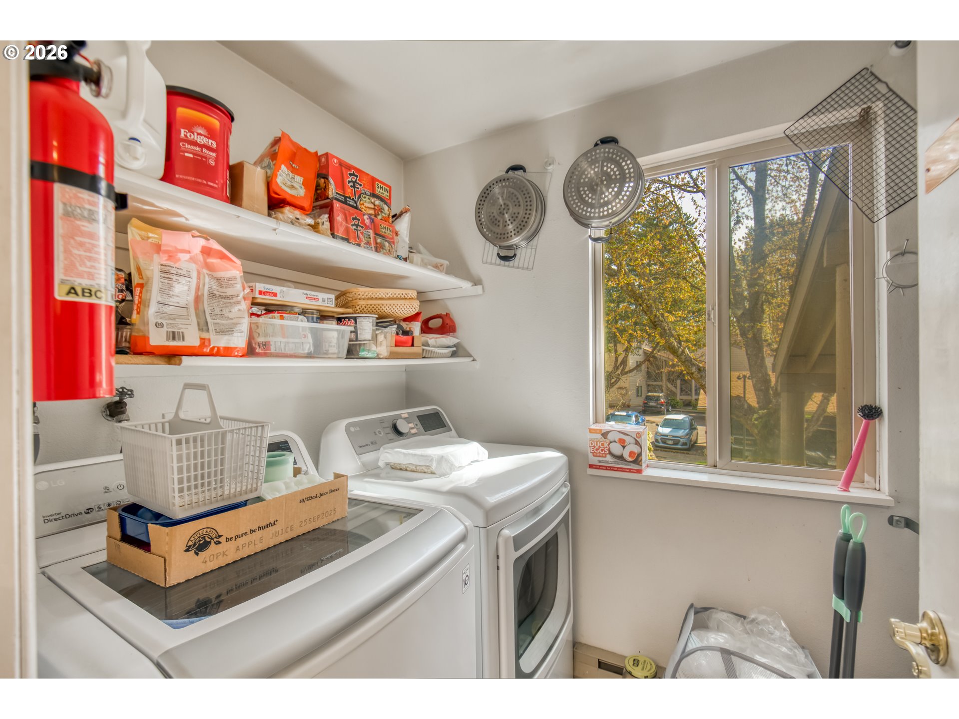 10047 Southwest Trapper Terrace Beaverton, OR 97008 - Photo 10 of 19