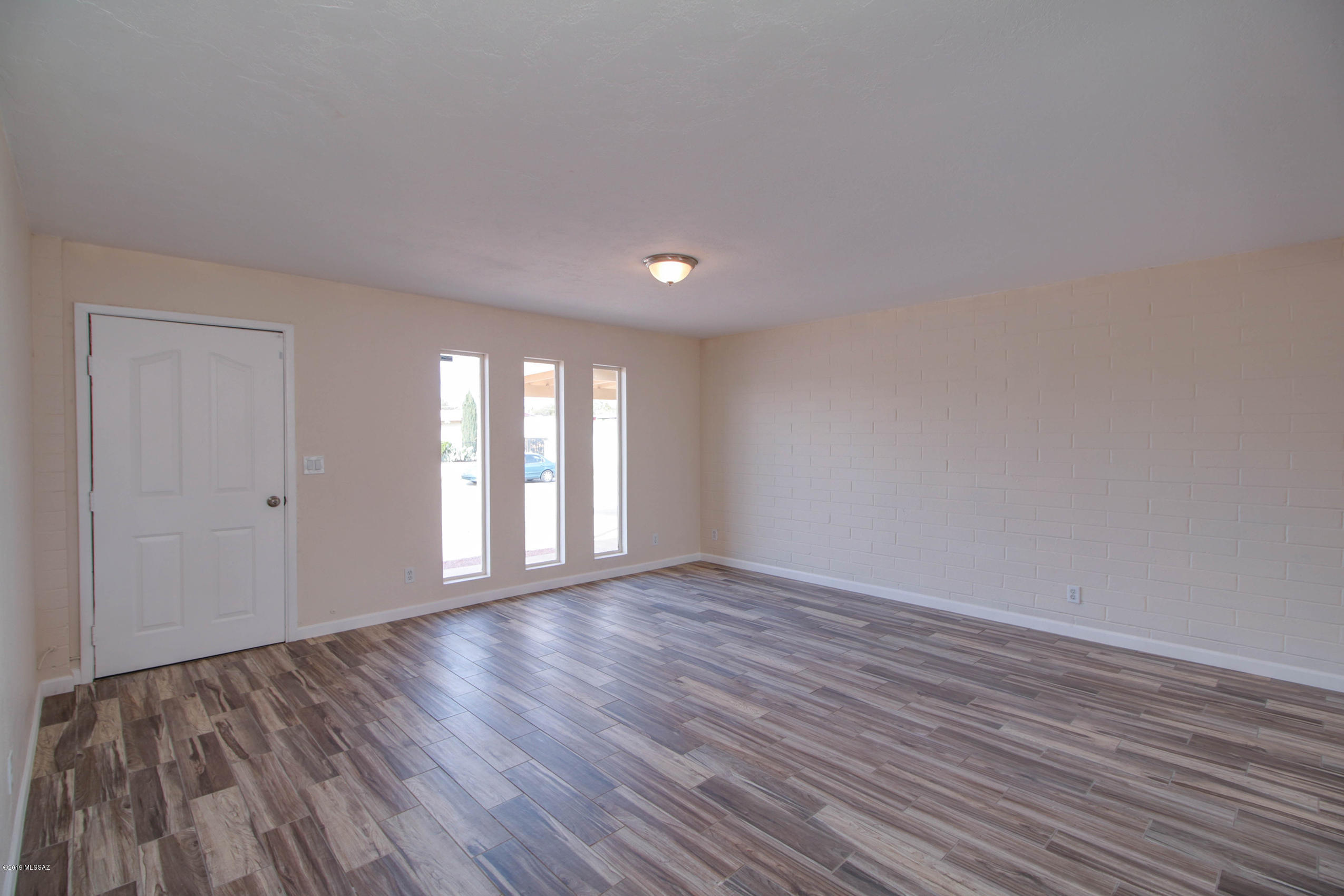 1857 West Saxony Road Tucson, AZ 85713 - Photo 9 of 32 Gallery Image 9