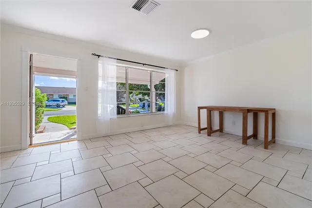 $3,250 | 232 Southeast 6th Street, Dania Beach, FL 33004