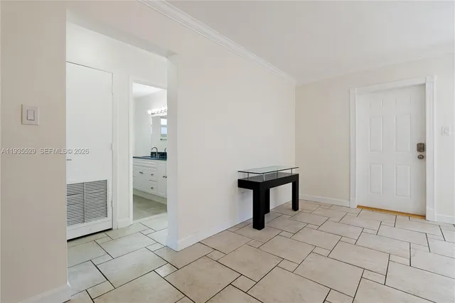 $3,250 | 232 Southeast 6th Street, Dania Beach, FL 33004