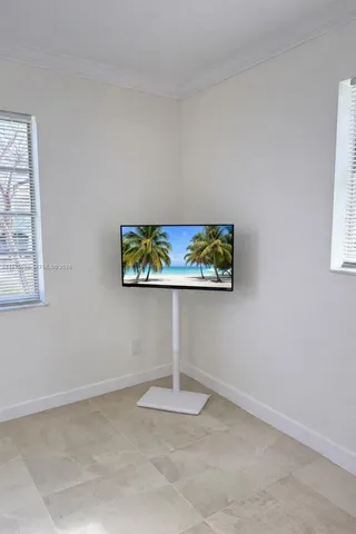 $3,250 | 232 Southeast 6th Street, Dania Beach, FL 33004