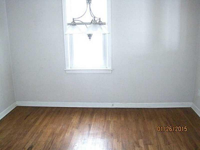 675 Irwin Run Road West Mifflin, PA 15122 - Photo 3 of 7 Dining Room.