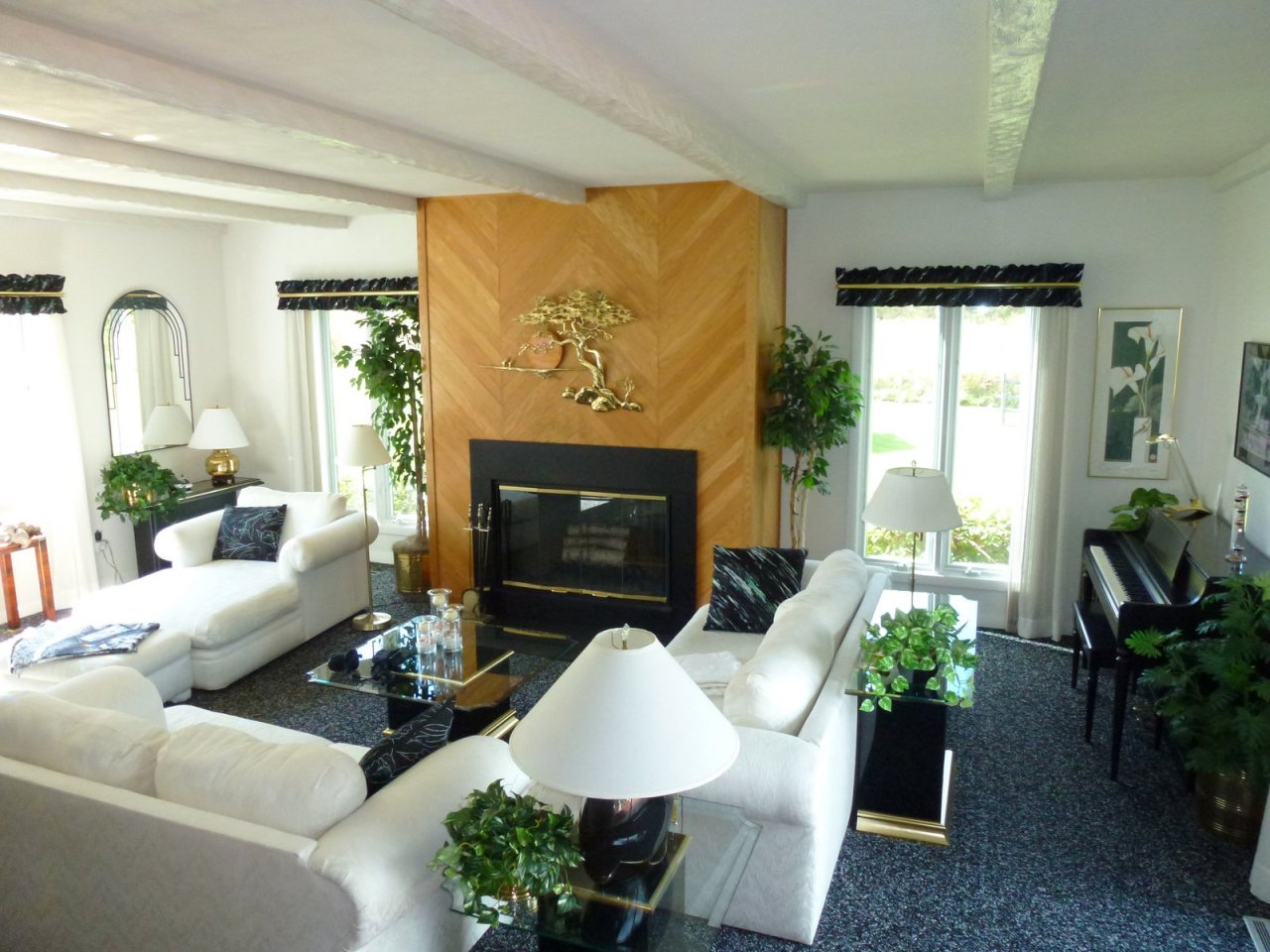 107 Luce Road Williamstown, MA 01267 - Photo 14 of 21 Livingroom