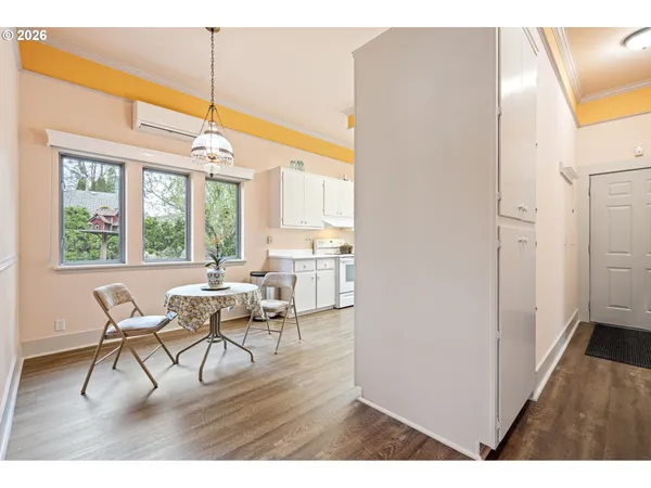 $497,500 | 646 B Street, Springfield, OR 97477