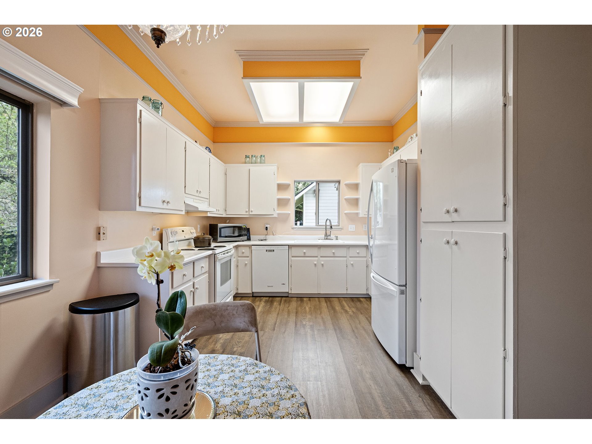 646 B Street Springfield, OR 97477 - Photo 20 of 46