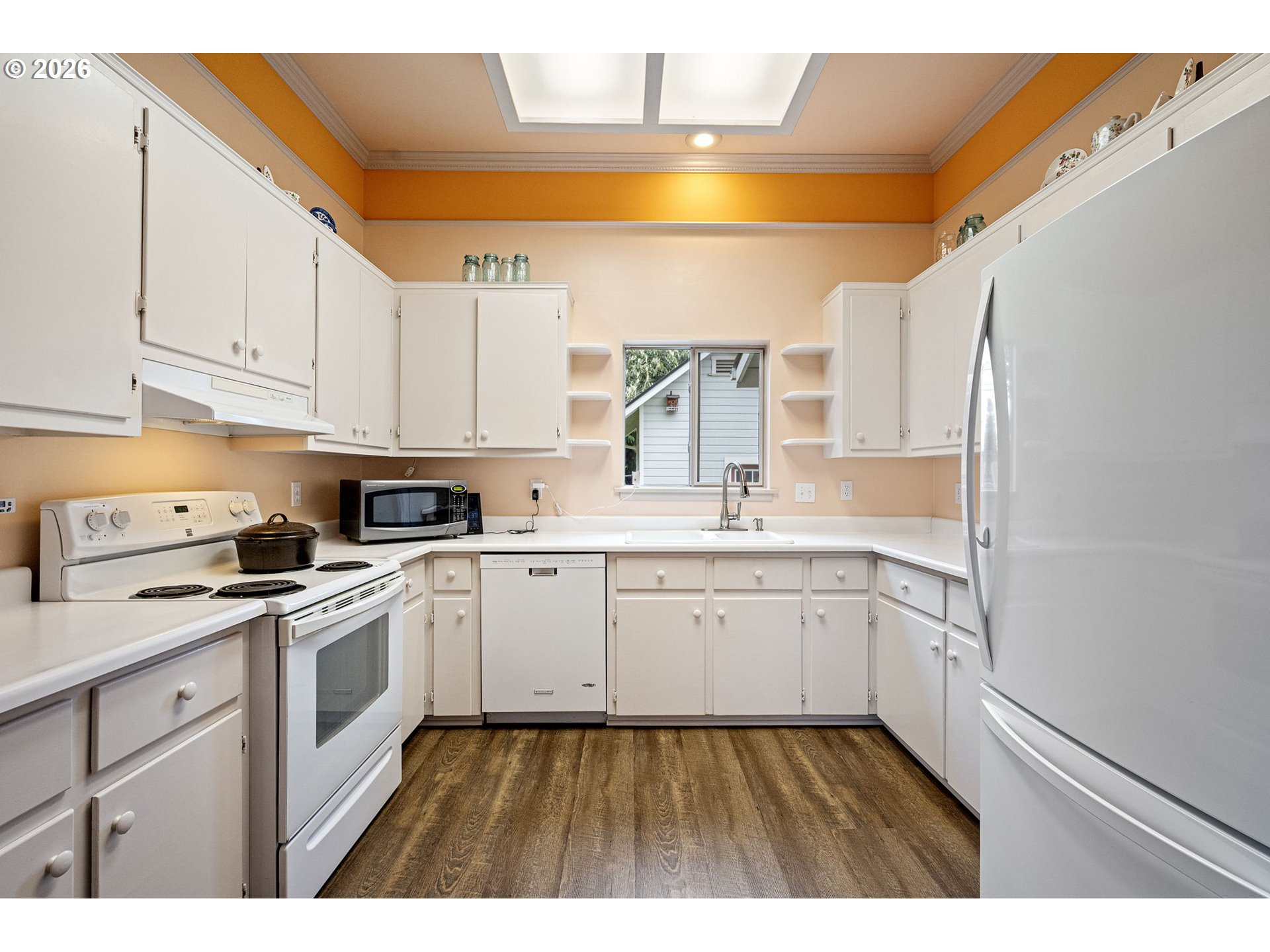 646 B Street Springfield, OR 97477 - Photo 21 of 46