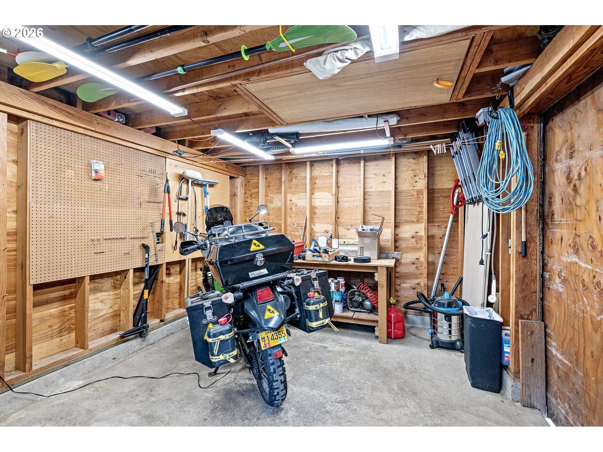 646 B Street Springfield, OR 97477 - Photo 39 of 46 Shop