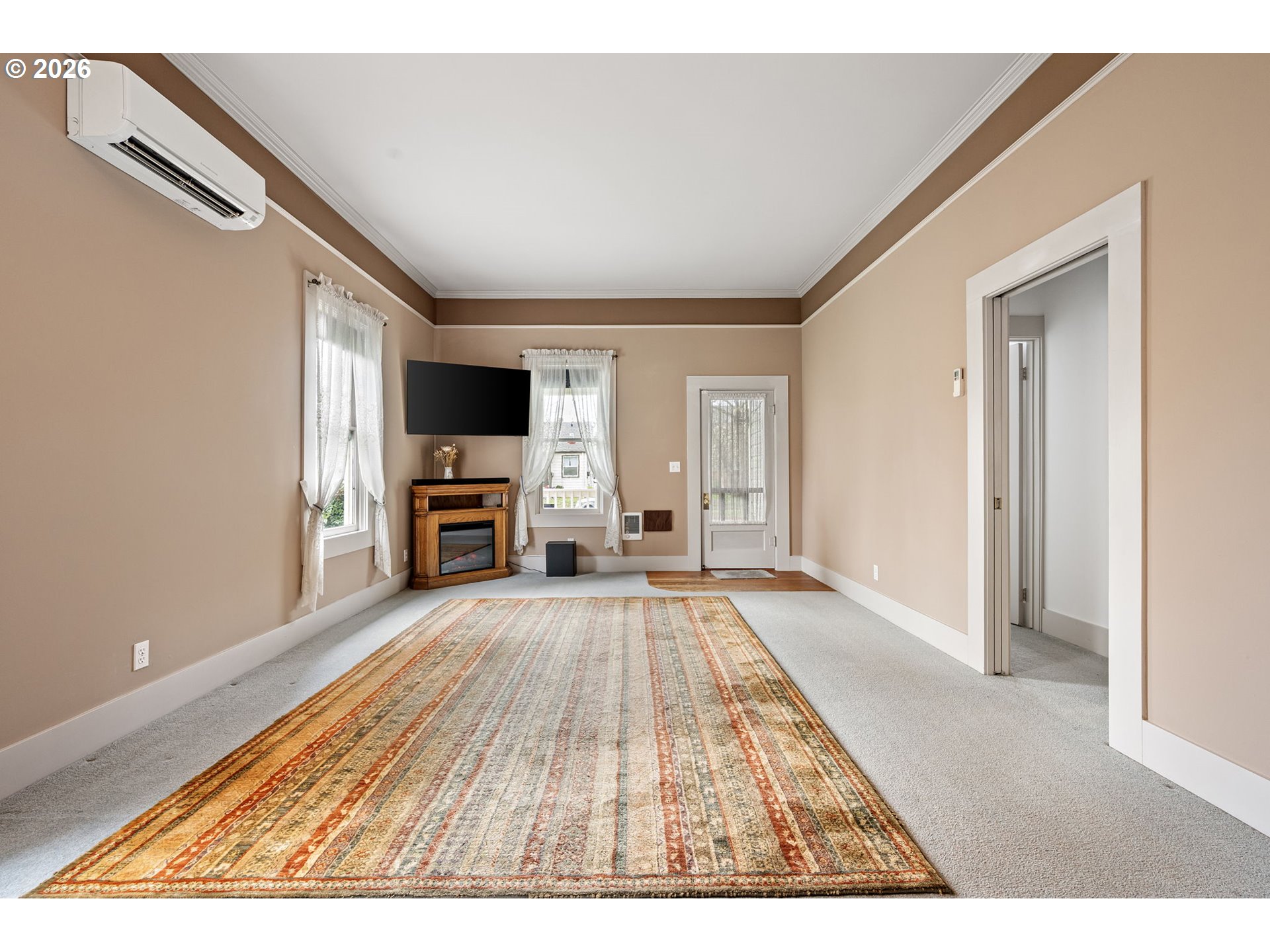 646 B Street Springfield, OR 97477 - Photo 9 of 46 Family Room