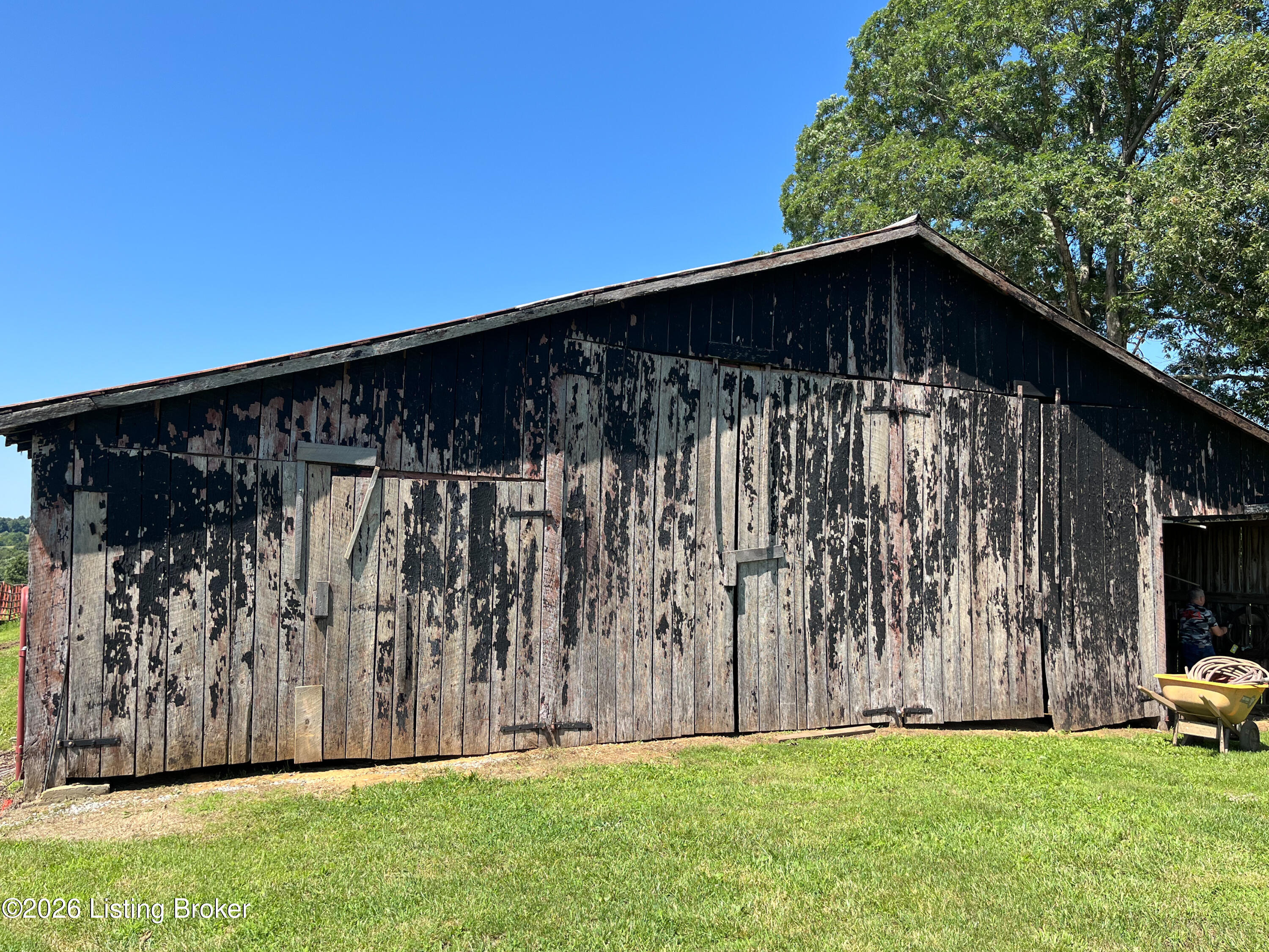 673 Dr Cheal Road Leitchfield, KY 42754 - Photo 12 of 104 BCCB1531-2197-4315-A8FD-ECE0CB76465A