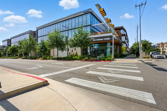 $975,000 | 4507 Unity Circle, Austin, TX 78731