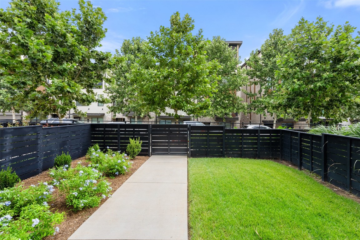 4507 Unity Circle Austin, TX 78731 - Photo 4 of 37