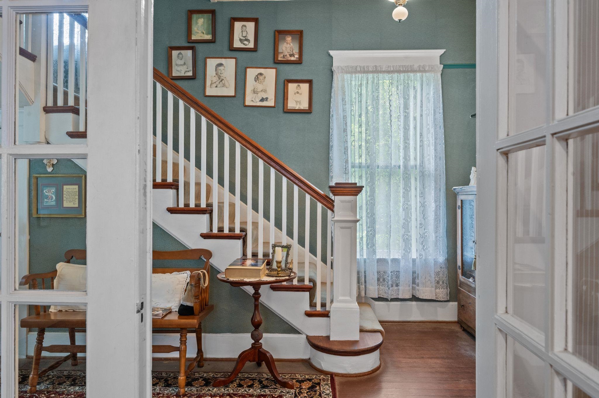 51 North Bayview Street Fairhope, AL 36532 - Photo 20 of 30 Stairs