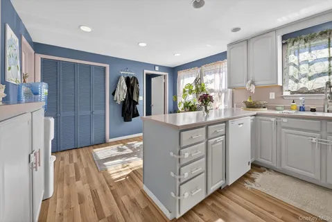 $365,000 | 29 Van Burenville Road, Middletown, NY 10940