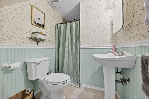 $365,000 | 29 Van Burenville Road, Middletown, NY 10940