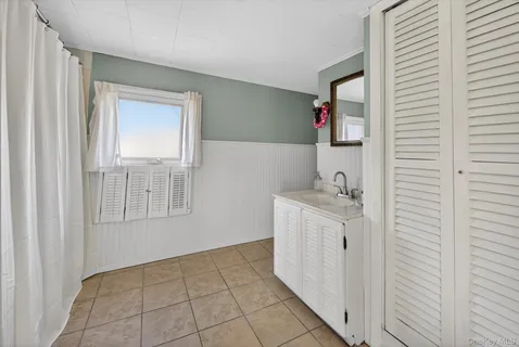 $365,000 | 29 Van Burenville Road, Middletown, NY 10940