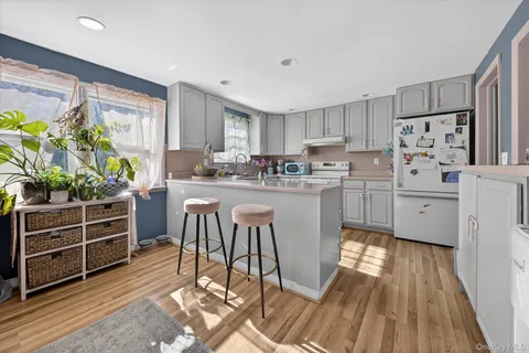 $365,000 | 29 Van Burenville Road, Middletown, NY 10940