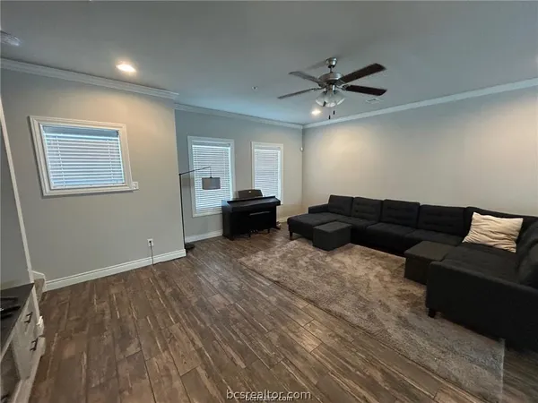 $850 | 632 Clay Street, Unit B, Bryan, TX 77801