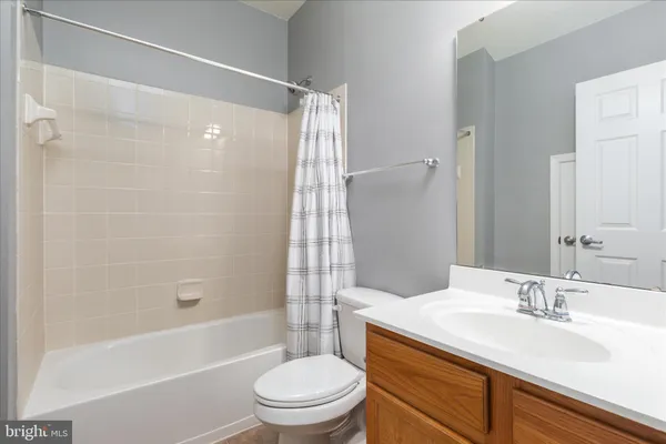 $1,299,900 | 7494 Edington Drive, Warrenton, VA 20187