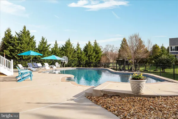 $1,299,900 | 7494 Edington Drive, Warrenton, VA 20187