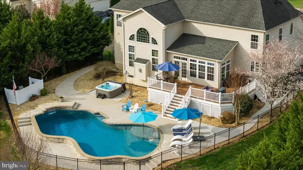 $1,299,900 | 7494 Edington Drive, Warrenton, VA 20187