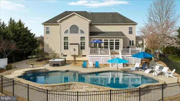 $1,299,900 | 7494 Edington Drive, Warrenton, VA 20187