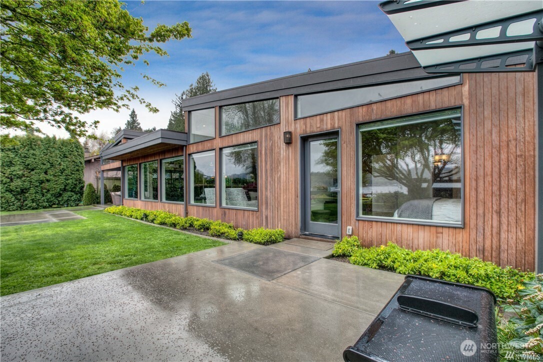 5210 Butterworth Road Mercer Island, WA 98040 - Photo 22 of 24 Gallery Image 22
