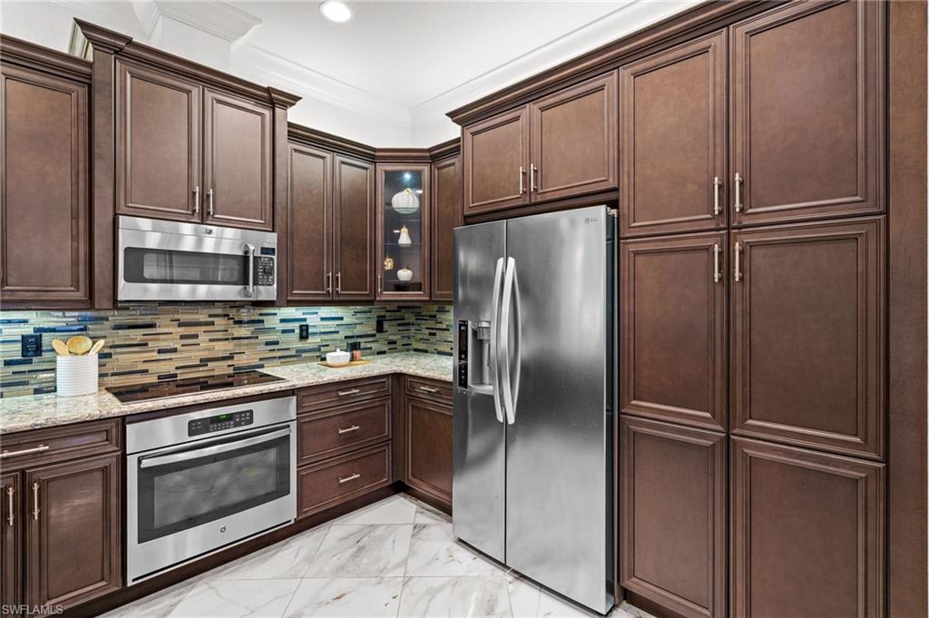 13588 Mandarin Circle Naples, FL 34109 - Photo 12 of 36