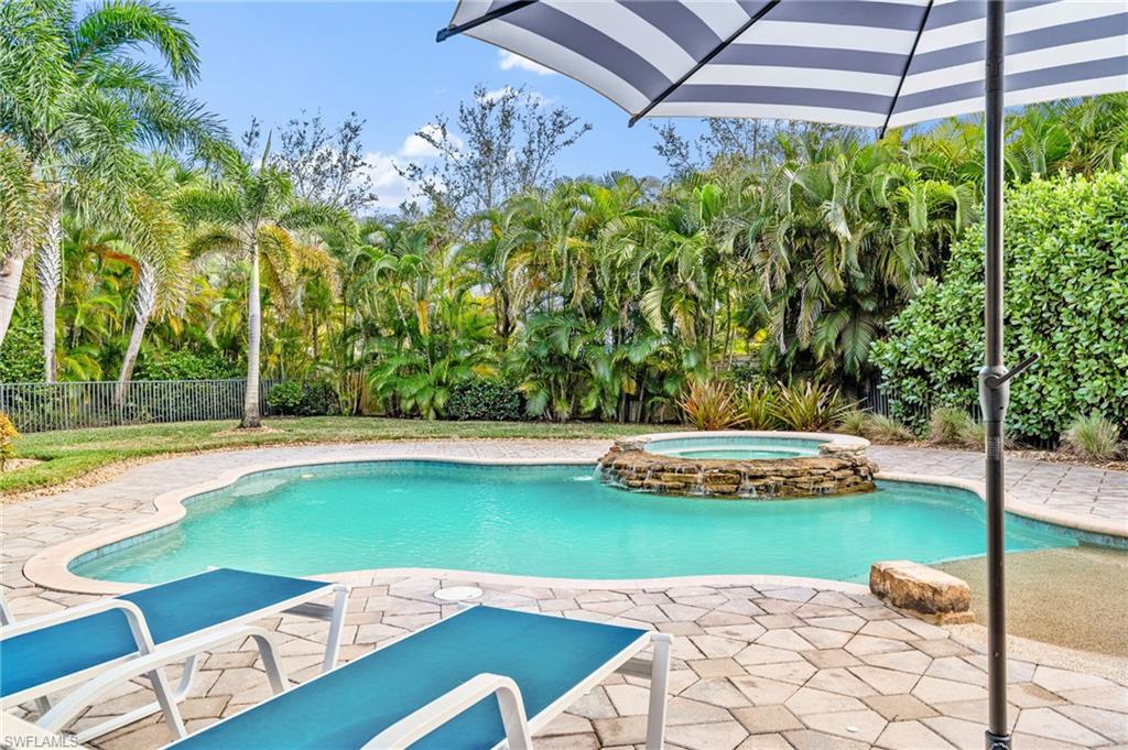 13588 Mandarin Circle Naples, FL 34109 - Photo 25 of 36