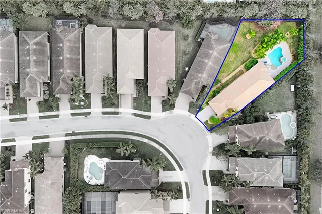 $1,199,900 | 13588 Mandarin Circle, Naples, FL 34109