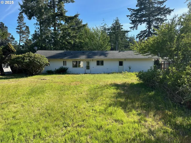 $285,000 | 5546 South Shore Drive, Florence, OR 97439