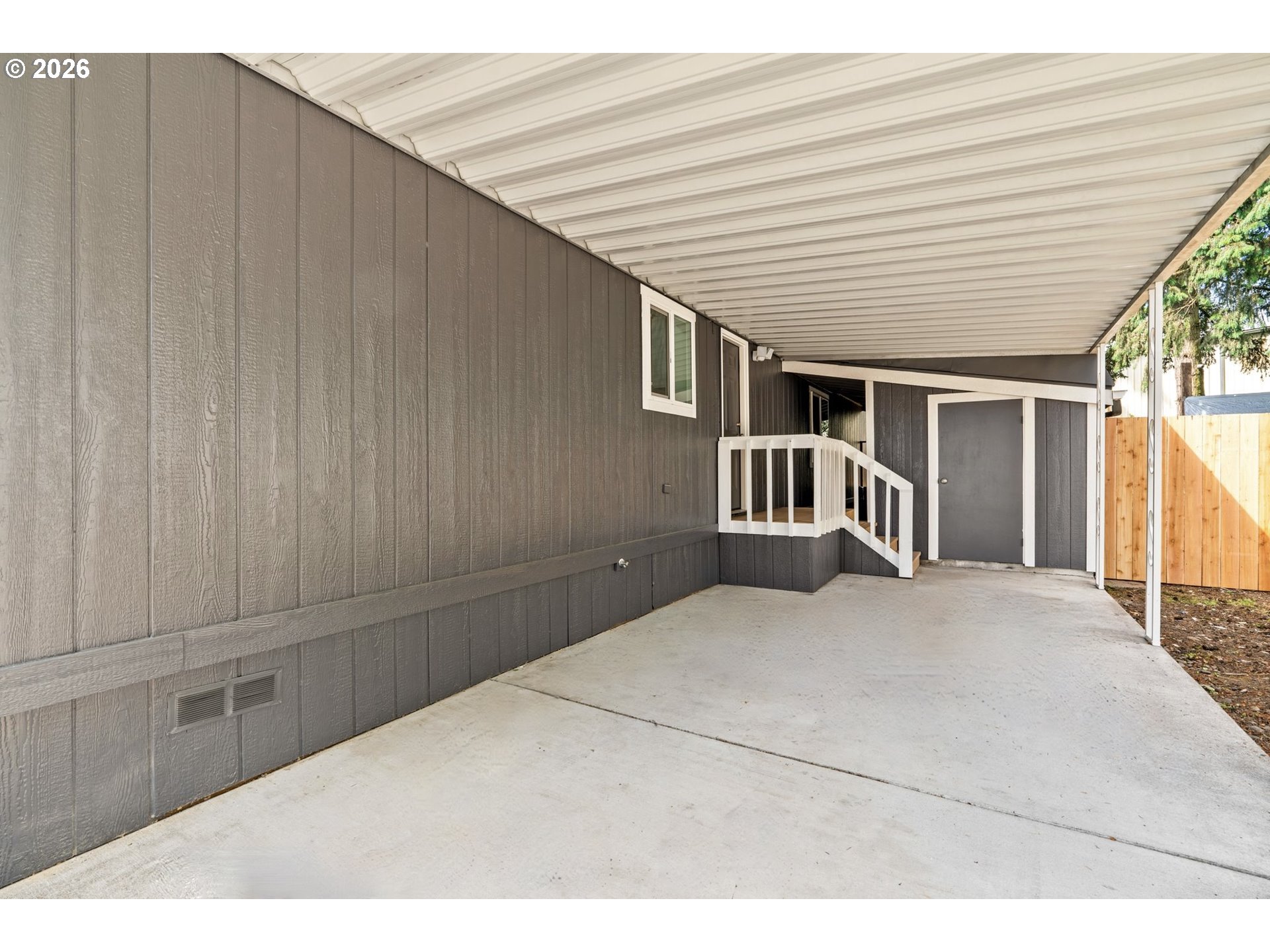 1944 McTavish Court Springfield, OR 97477 - Photo 3 of 23