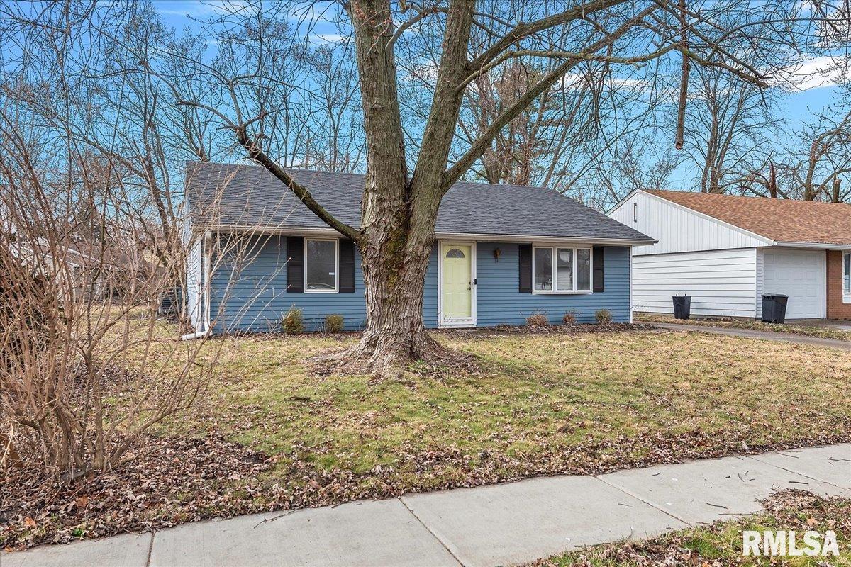 2828 Cardigan Drive Springfield, IL 62702 - Photo 3 of 30 Gallery Image 3