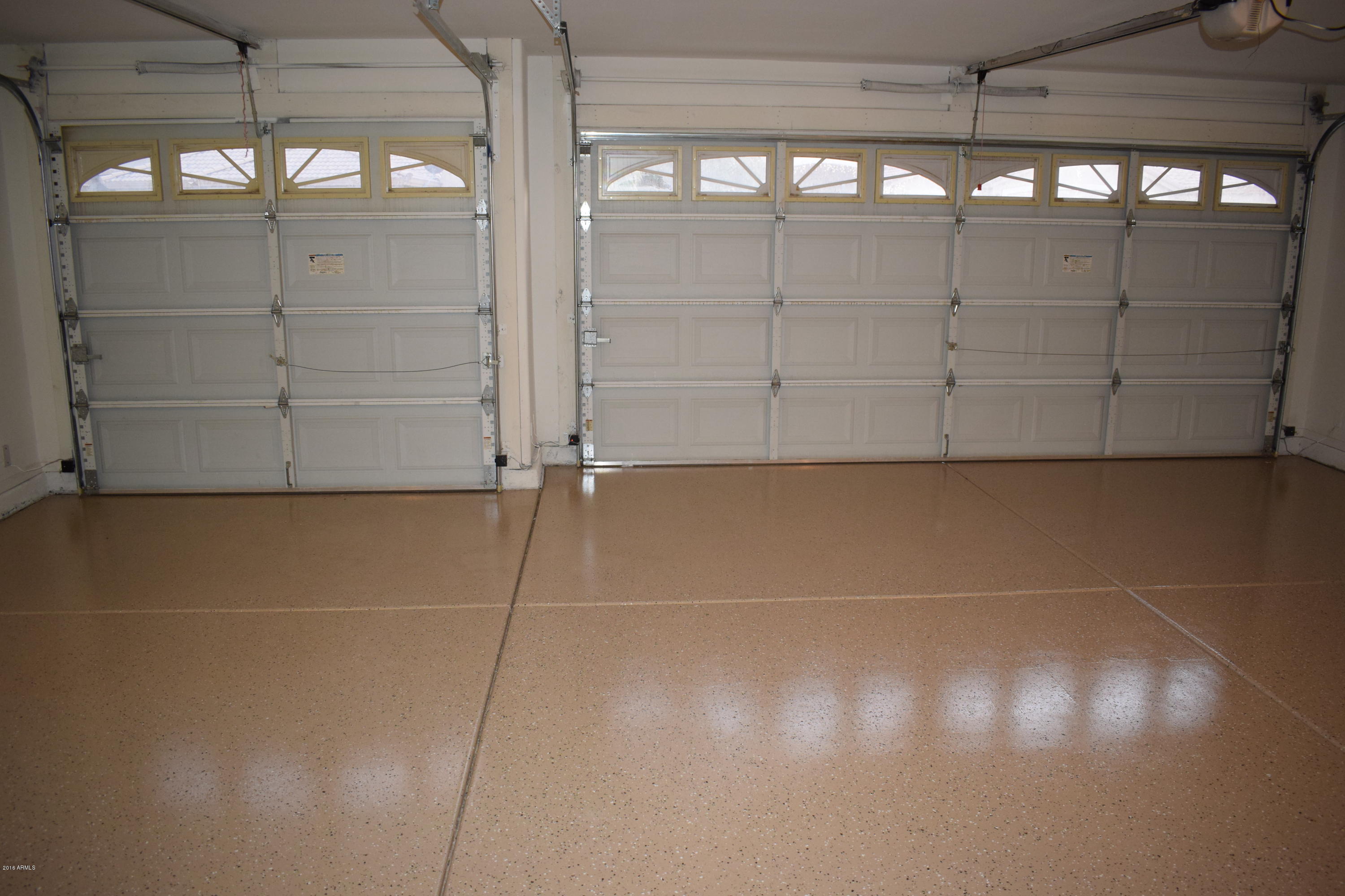 1418 East Darrel Road Phoenix, AZ 85042 - Photo 9 of 15 DSC_0035