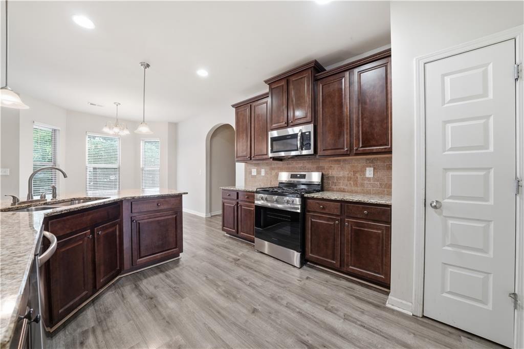 1671 Stone Meadow Road Lithonia, GA 30058 - Photo 4 of 19