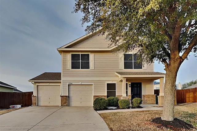 $2,300 | 1704 Village Park Court, Burleson, TX 76028