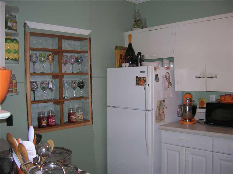 114 Summit Street Butler, PA 16001 - Photo 8 of 24 Kitchen.