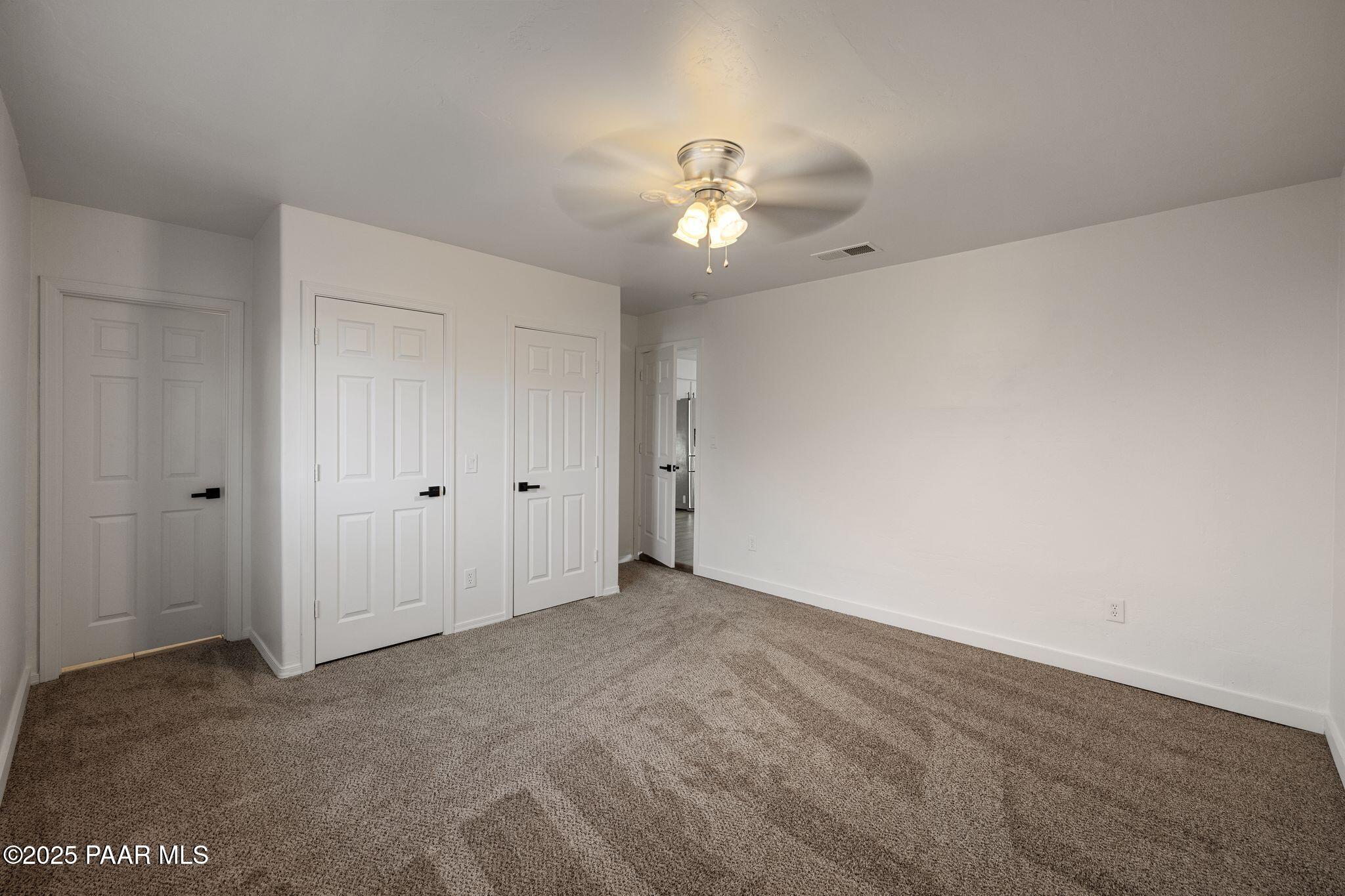 8070 East Gale Road Prescott Valley, AZ 86314 - Photo 19 of 38 Primary Bedroom