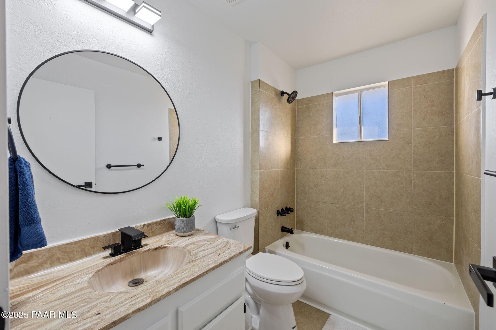 8070 East Gale Road Prescott Valley, AZ 86314 - Photo 26 of 37 Guest Bathroom