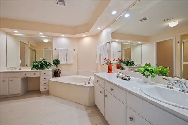 $2,700 | 2037 Enterprise Avenue, League City, TX 77573