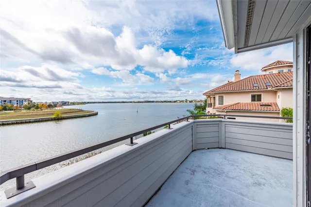 $2,700 | 2037 Enterprise Avenue, League City, TX 77573