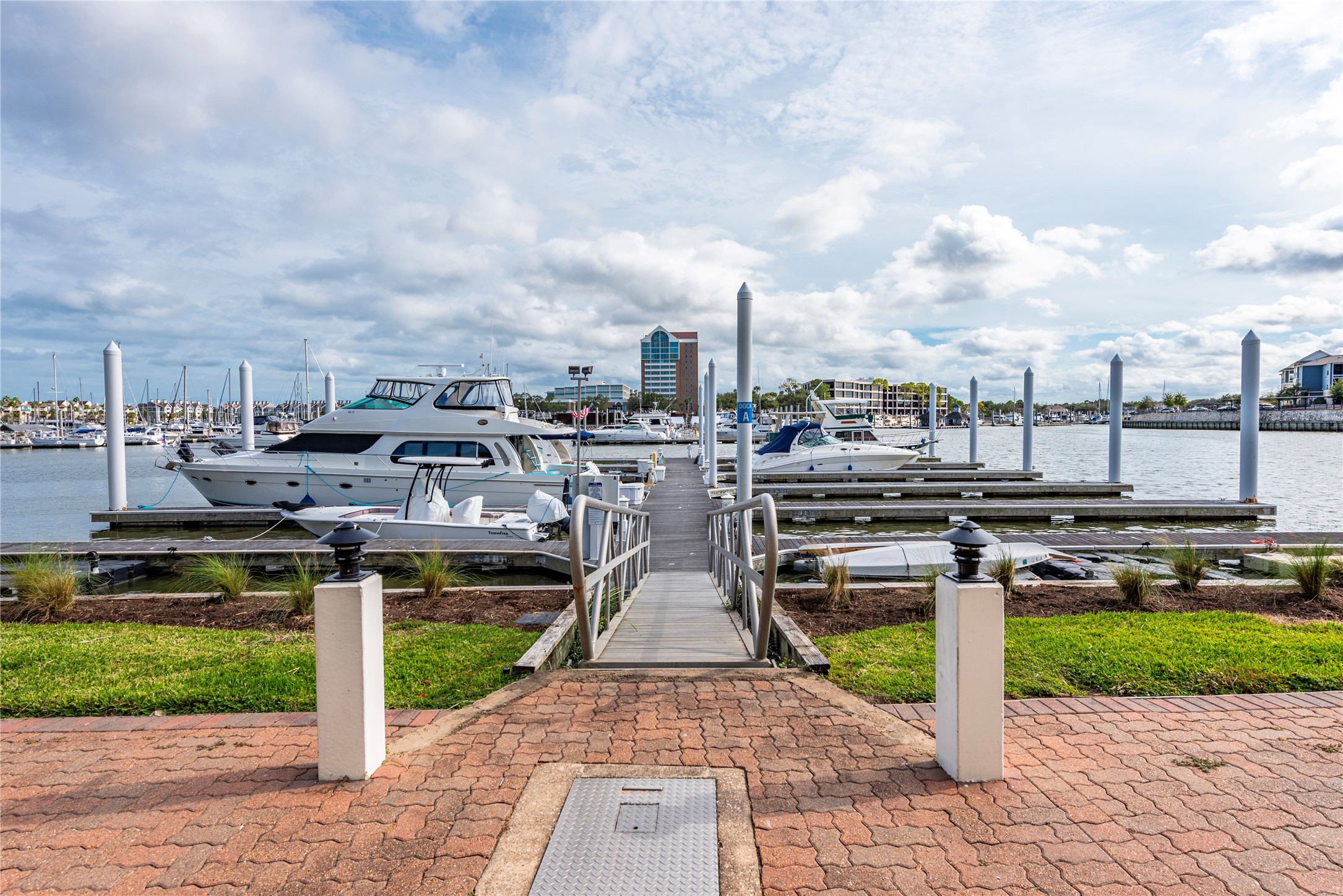 2037 Enterprise Avenue League City, TX 77573 - Photo 41 of 49