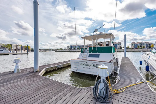 $2,700 | 2037 Enterprise Avenue, League City, TX 77573