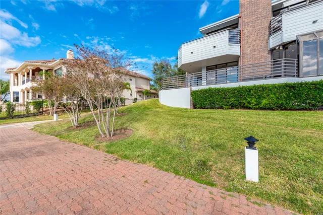 $2,700 | 2037 Enterprise Avenue, League City, TX 77573