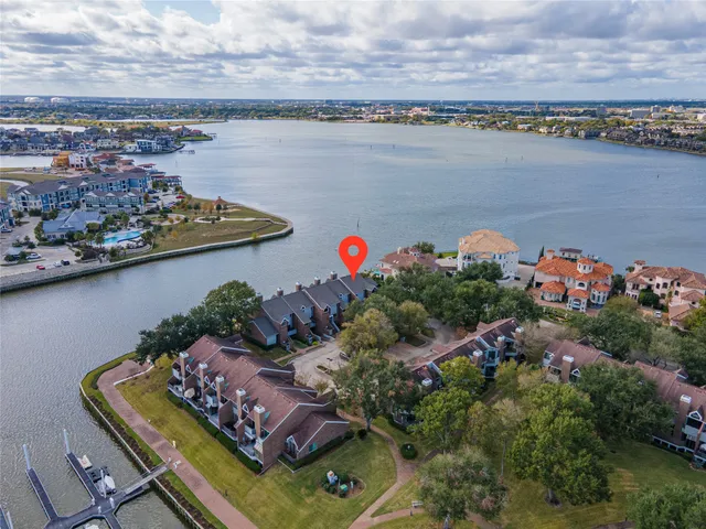 $2,700 | 2037 Enterprise Avenue, League City, TX 77573