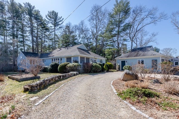 6 Wilson Road Marion, MA 02738 - Photo 1 of 40 Gallery Image 1