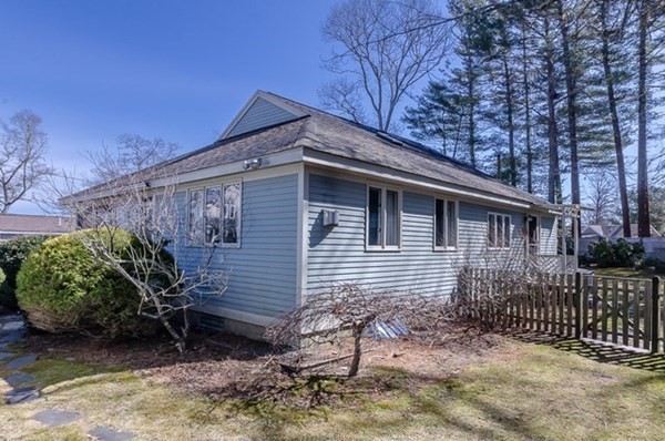 6 Wilson Road Marion, MA 02738 - Photo 7 of 40 Gallery Image 7