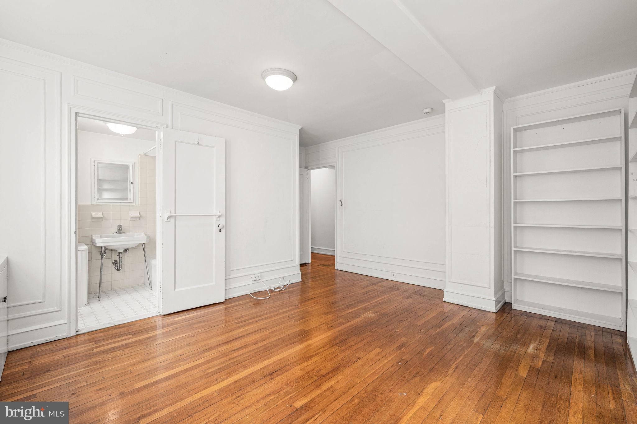 1901 Walnut Street, Unit 17F Philadelphia, PA 19103 - Photo 17 of 25 Bedroom