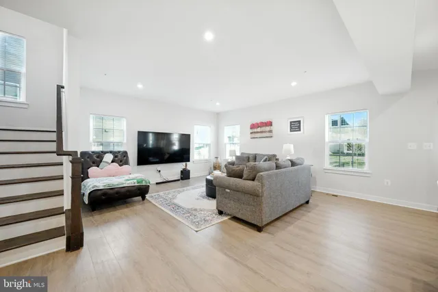 $749,900 | 15513 Twin River Circle, Bowie, MD 20716