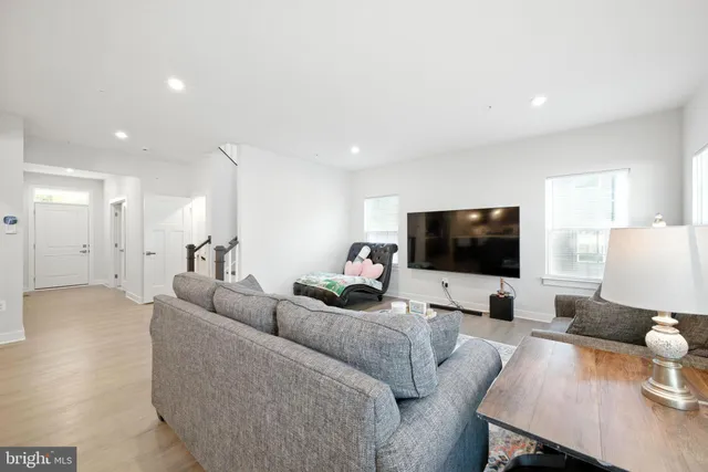 $749,900 | 15513 Twin River Circle, Bowie, MD 20716