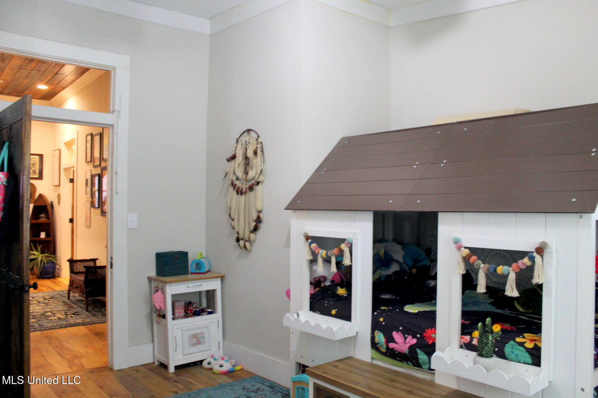 Undisclosed Address Byram, MS 39272 - Photo 6 of 24 IMG_2625